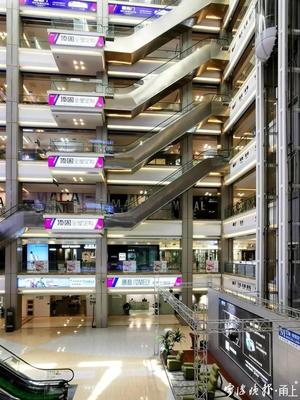 起拍价超7亿元，房产证165本！宁波这家商业广场拍卖背后的经营与建设分析